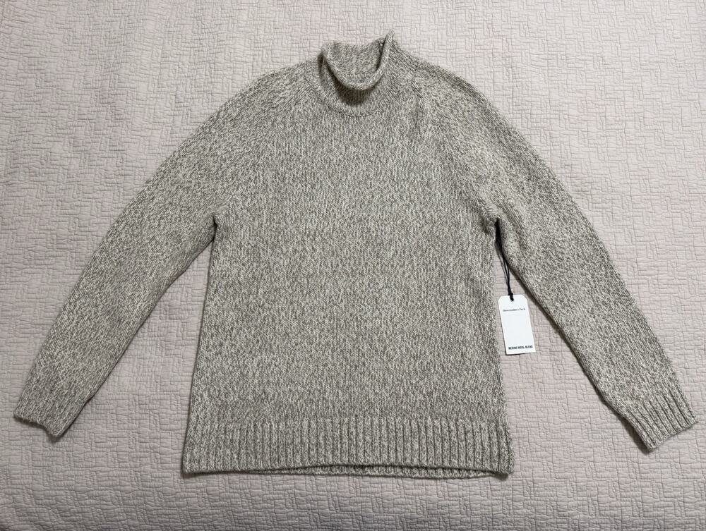Abercrombie & Fitch Men's Merino Wool Blend Mock Neck Sweater Size Small